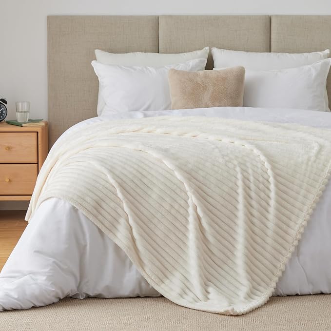 BEDELITE Fleece Throw Blanket for Couch - Image 8