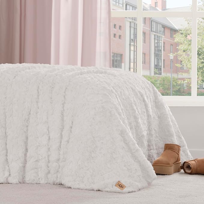 UGG Adalee Faux Fur Twin Blanket - Image 7