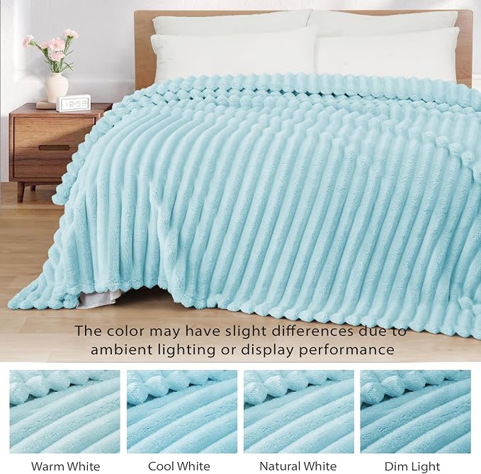 Exclusivo Mezcla Striped Queen Size Fleece Blanket - Image 3