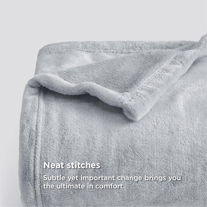Bedsure GentleSoft Fleece Blankets Queen Size Light Grey - Image 4