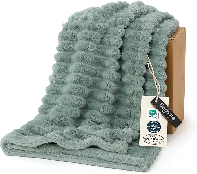 Bedsure GentleSoft Sage Green Fleece Blanket by BEDSURE