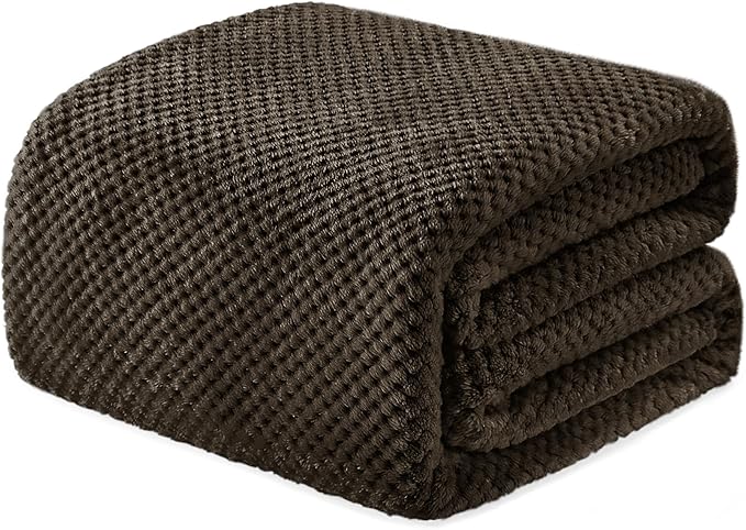 Exclusivo Mezcla Fleece Bed Blanket Queen Size, Super Soft and Warm Blankets by ExclusivoMezcla