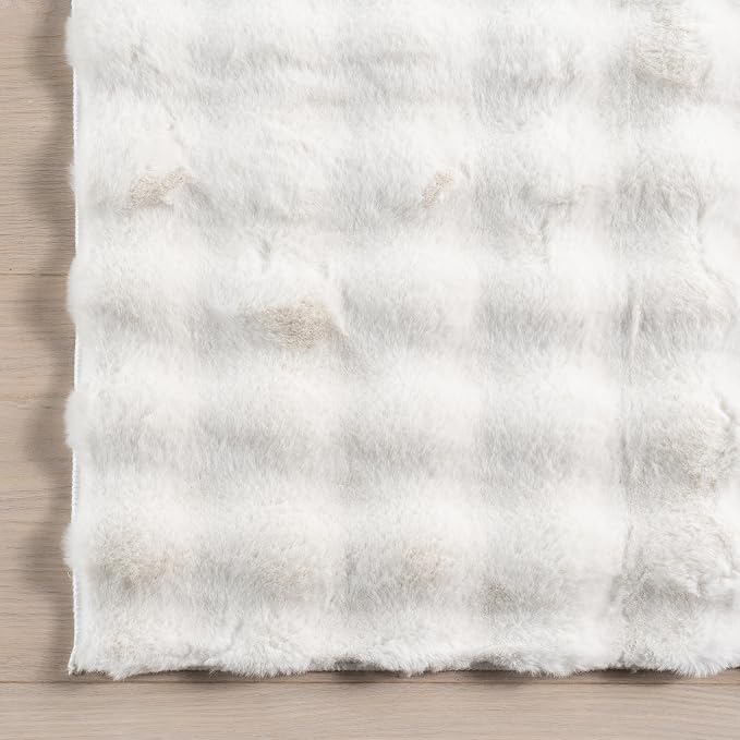 nuLOOM Jeni Off-White, Solid Faux Rabbit, Fluffy and Cozy, High Traffic - Image 7