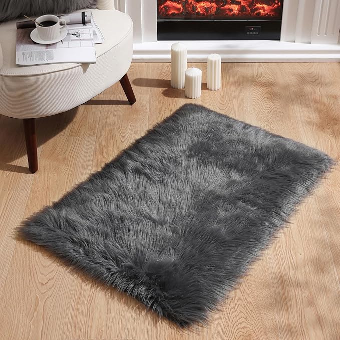 Ashler Faux Fur Rug - Image 3