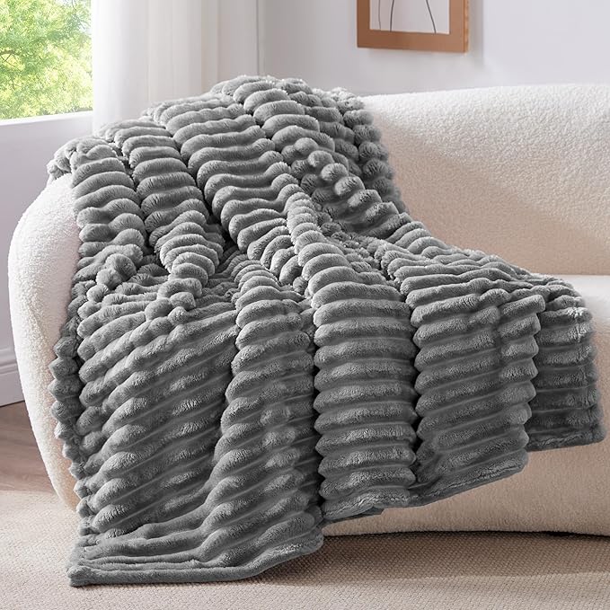 BEDELITE Twin Blanket for Couch & Bed, 300GSM Soft & Warm Fleece Blanket by BEDELITE
