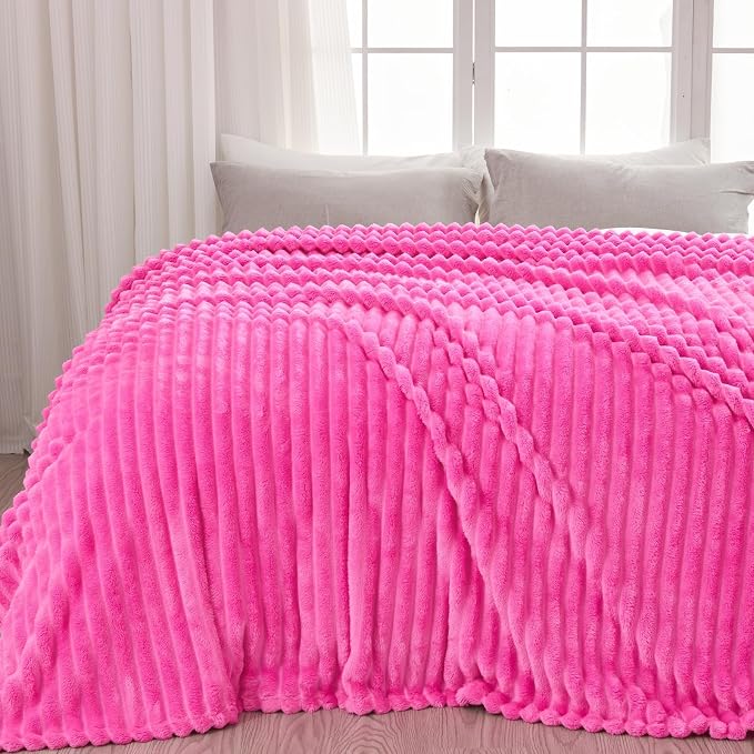 NEWCOSPLAY Fleece Ribbed Cozy Twin Blanket - Image 9