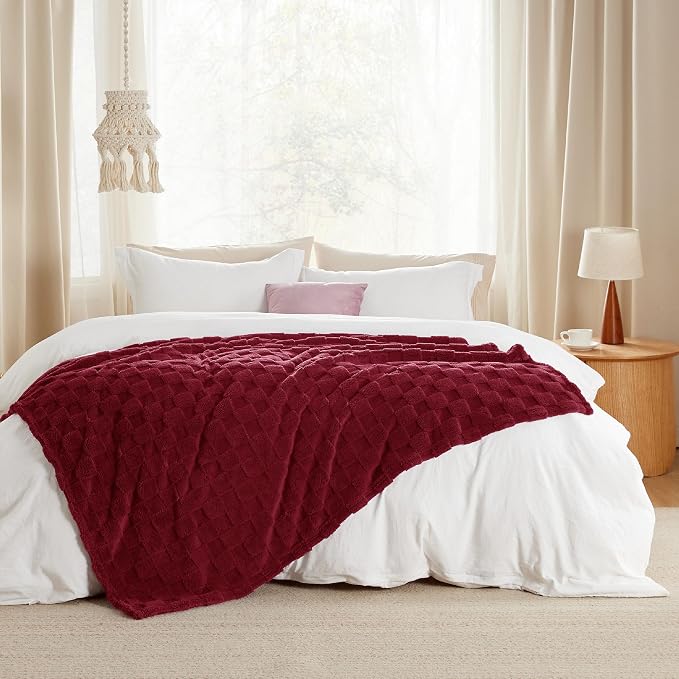 Bedsure GentleSoft Red Throw Blanket - Image 7