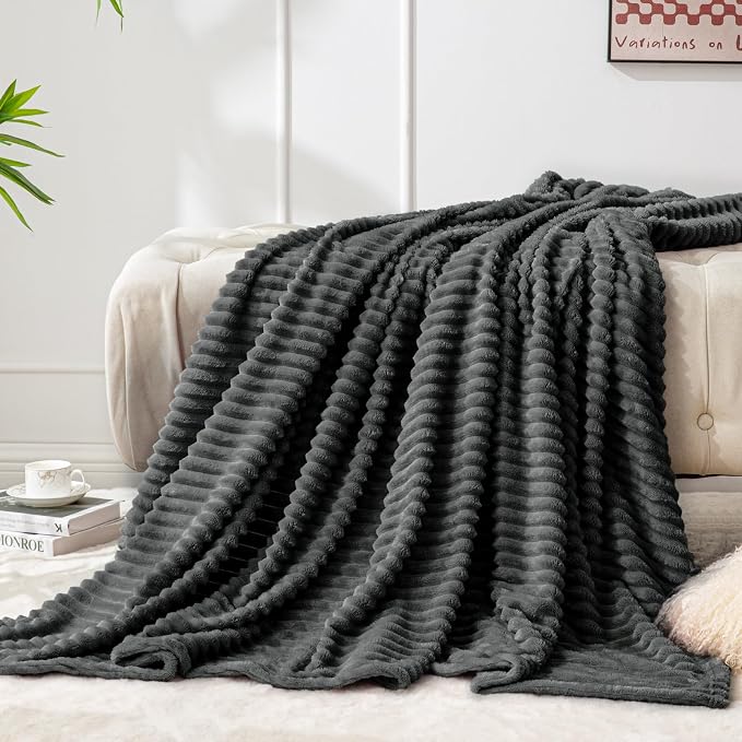 BEDELITE Fleece Throw Blanket for Couch – 3D Ribbed Jacquard Soft and Warm - Image 2