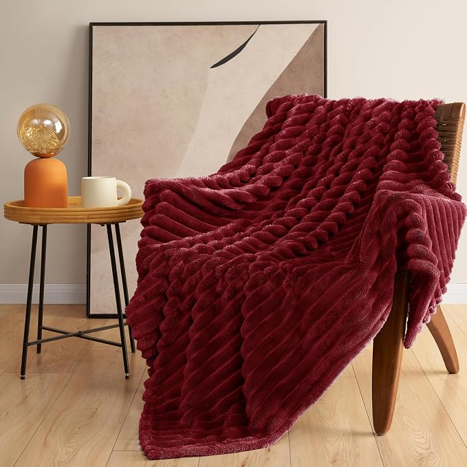 HIMEET Deep Red Ribbed Twin Blanket - Image 9