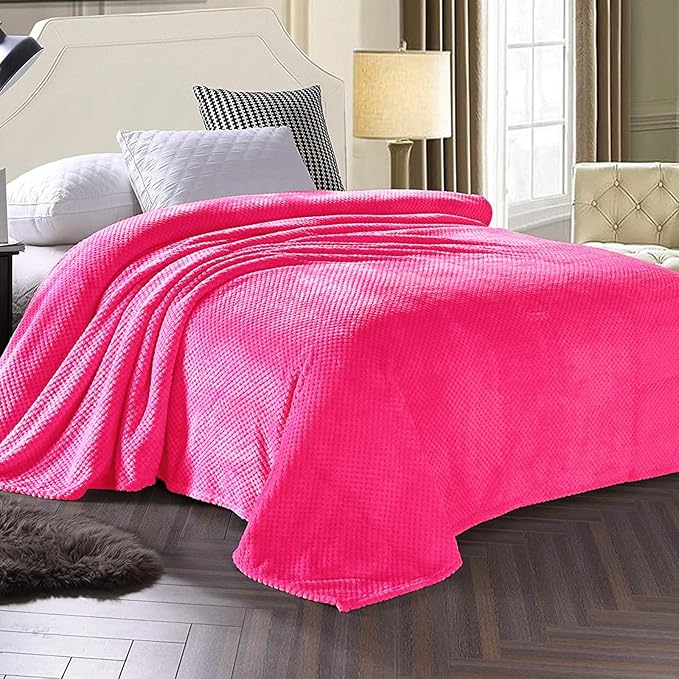 Exclusivo Mezcla Fleece Bed Blanket Queen Size, Super Soft and Warm Blankets - Image 3
