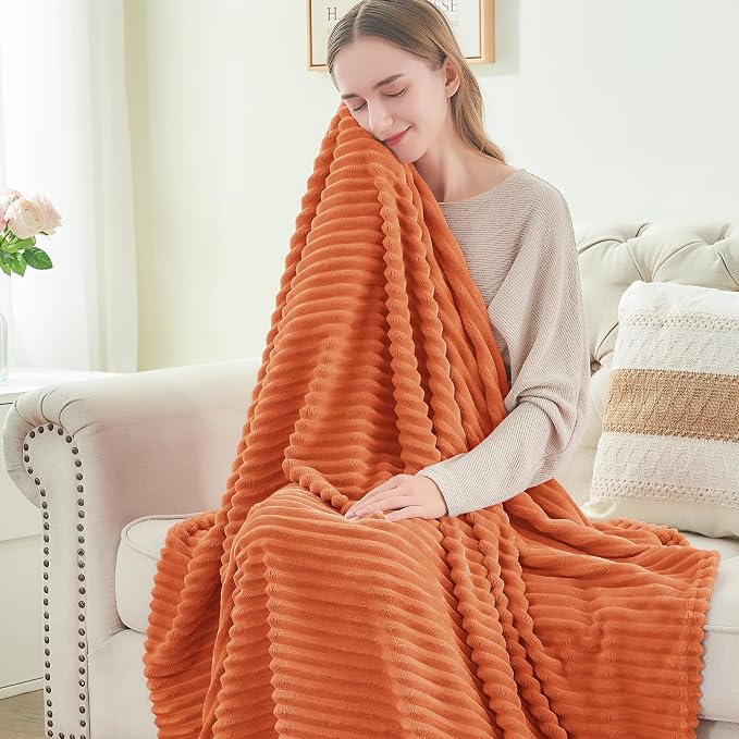 BEDELITE Fleece Blanket King Size – 3D Ribbed Jacquard Soft and Warm Decorative - Image 3