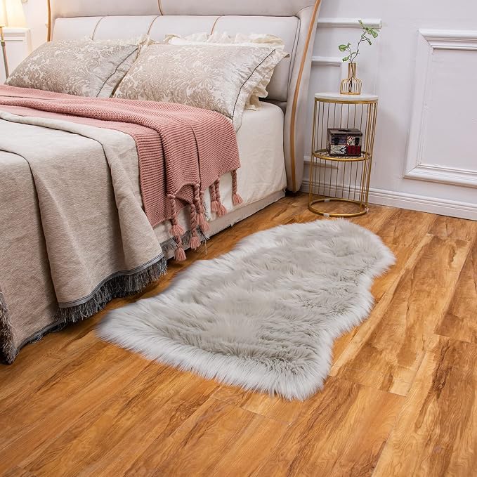 EasyJoy Ultra Soft Fluffy Shaggy Area Rug Faux Fur Rug Chair Cover Seat Pad - Image 3