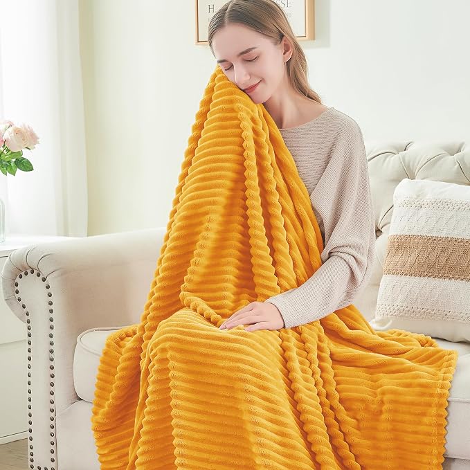BEDELITE Fleece Blanket - Image 4