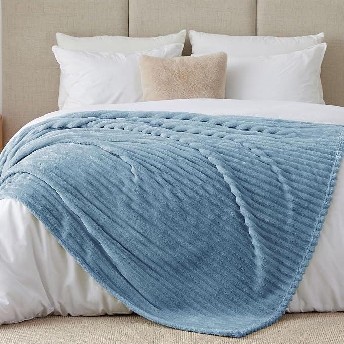 BEDELITE Full Size Blanket for Bed, 300GSM Soft & Warm Fleece Light Blue Blanket - Image 2