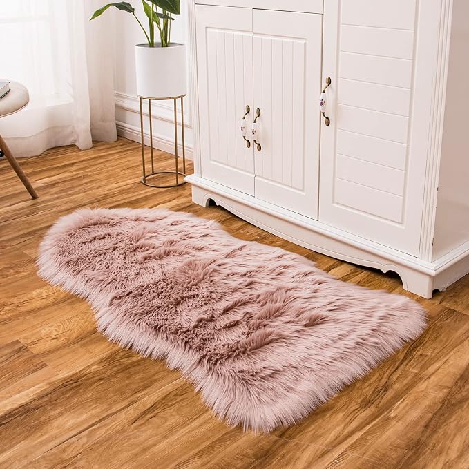 EasyJoy Ultra Soft Fluffy Shaggy Area Rug Faux Fur Rug Chair Cover Seat Pad - Image 4