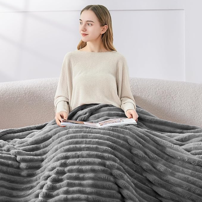 BEDELITE Twin Blanket for Couch & Bed, 300GSM Soft & Warm Fleece Blanket - Image 2