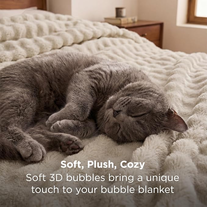 Bedsure 3D Fleece Bubble Blanket - Image 3