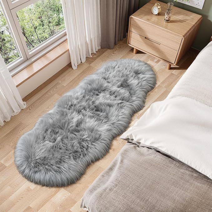 Ciicool Ultra Soft Faux Sheepskin Fur Rug Fluffy Rug - Image 6