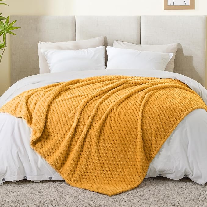 BEDELITE Fleece Blanket - Image 3