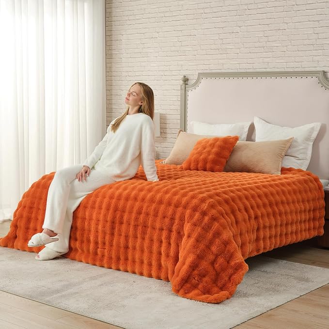 Cozy Bliss Faux Fur Throw Blanket - Image 2