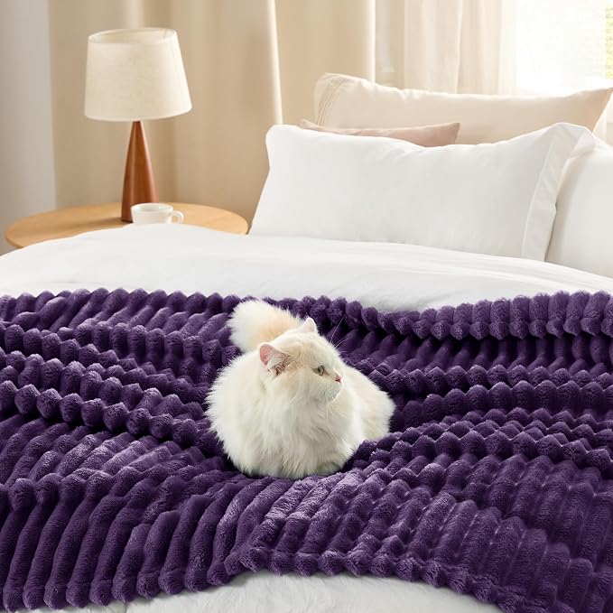 Bedsure GentleSoft Purple Twin Blanket - Image 7