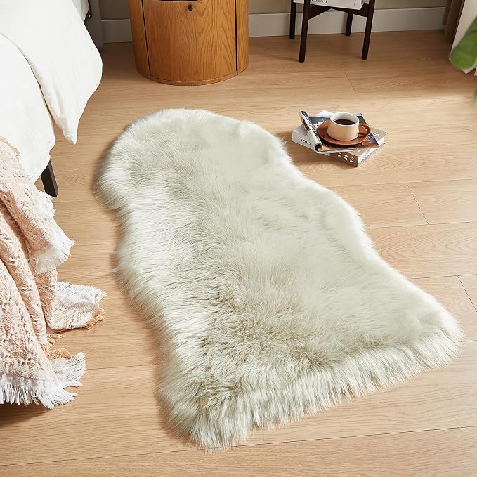 AMTOVO Faux Fur Rug, Light Grey Area Rug, Fluffy Sheepskin Rug, Fuzzy Ultra - Image 4
