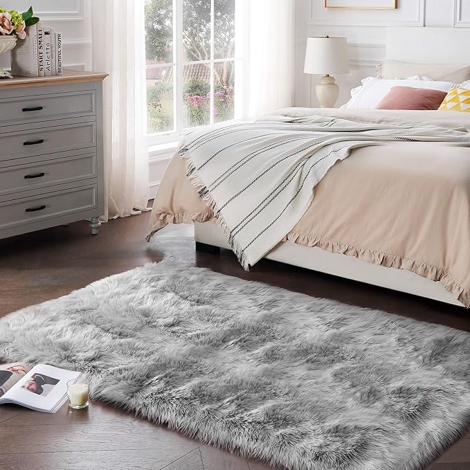 Ciicool Faux Fur Rug Grey Fluffy Area Rugs by CIICOOLHomeDeco