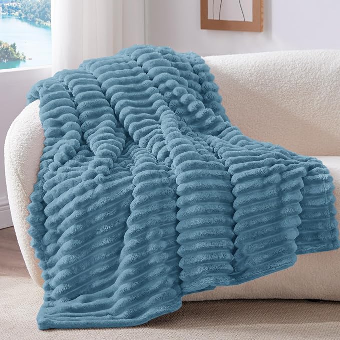 BEDELITE Fleece Blue Throw Blanket - Image 2