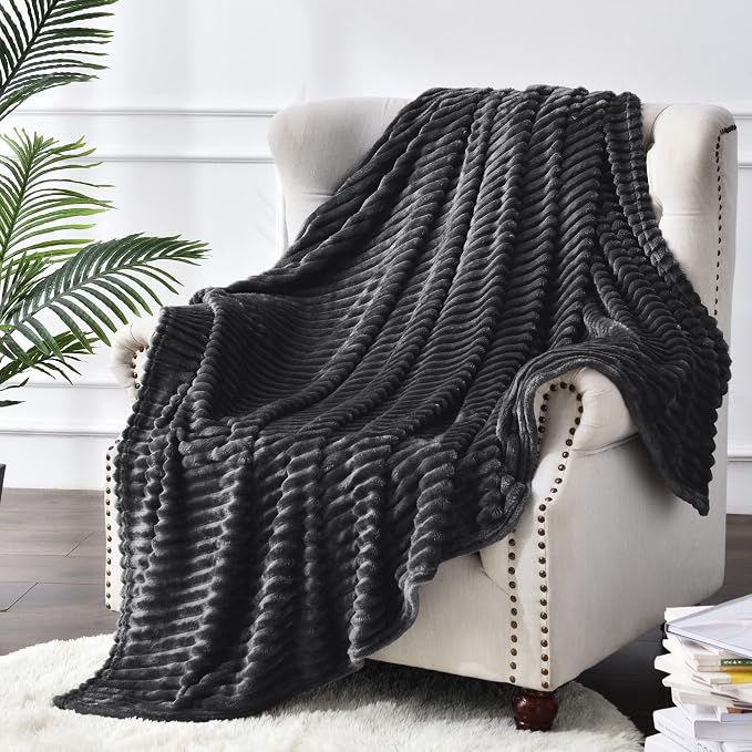 BEDELITE Fleece Throw Blanket for Couch – 3D Ribbed Jacquard Soft and Warm - Image 4