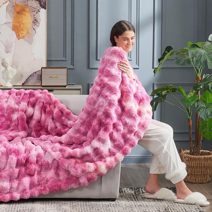 Cozy Bliss Faux Fur Throw Blanket - Image 4