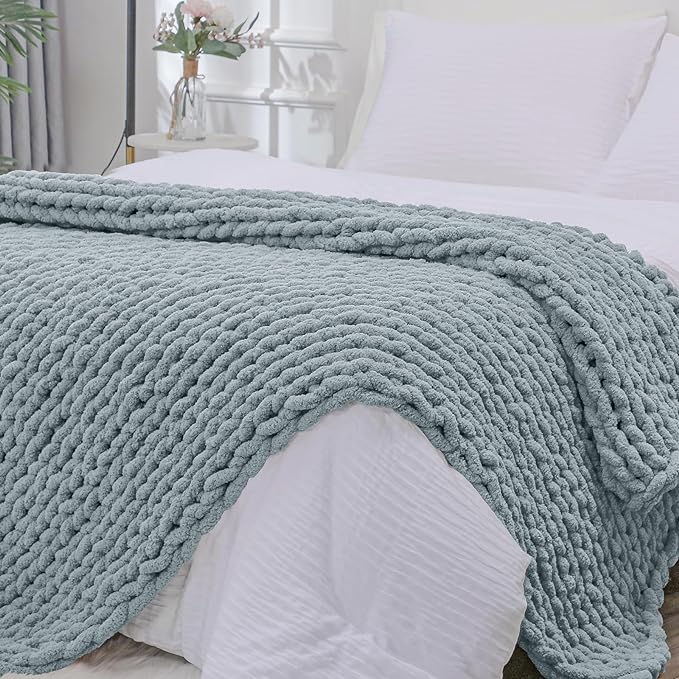 Bigacogo Chunky Knit Throw Blanket by Bigacogo