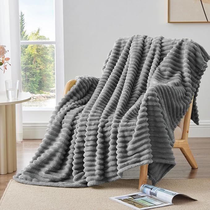 BEDELITE Twin Blanket for Couch & Bed, 300GSM Soft & Warm Fleece Blanket - Image 5