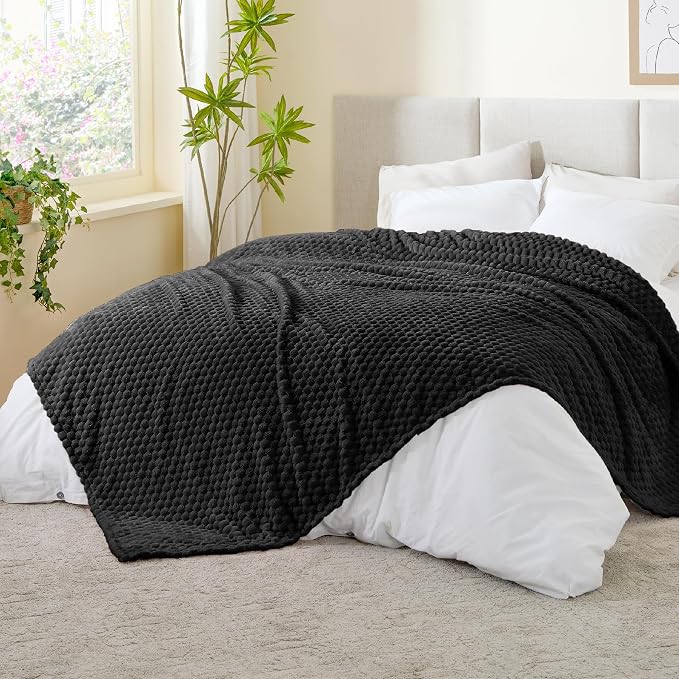 BEDELITE Fleece Blanket - Image 5