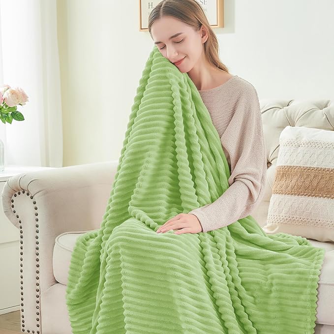 BEDELITE Sage Green Throw Blanket - Image 3