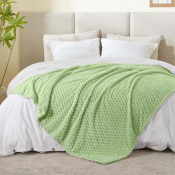 BEDELITE Fleece Throw Blanket for Couch & Bed - Image 5