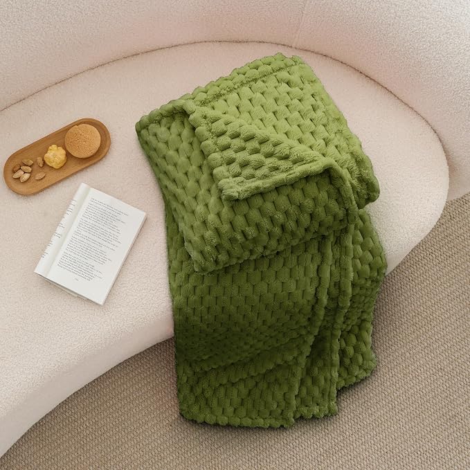 BEDELITE Fleece Blanket - Image 6