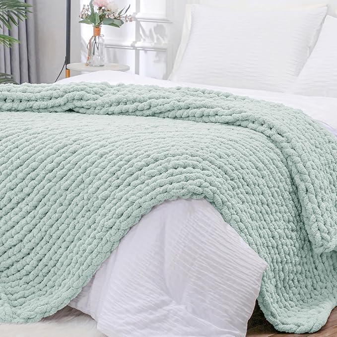 Bigacogo Chunky Knit Throw Blanket by Bigacogo