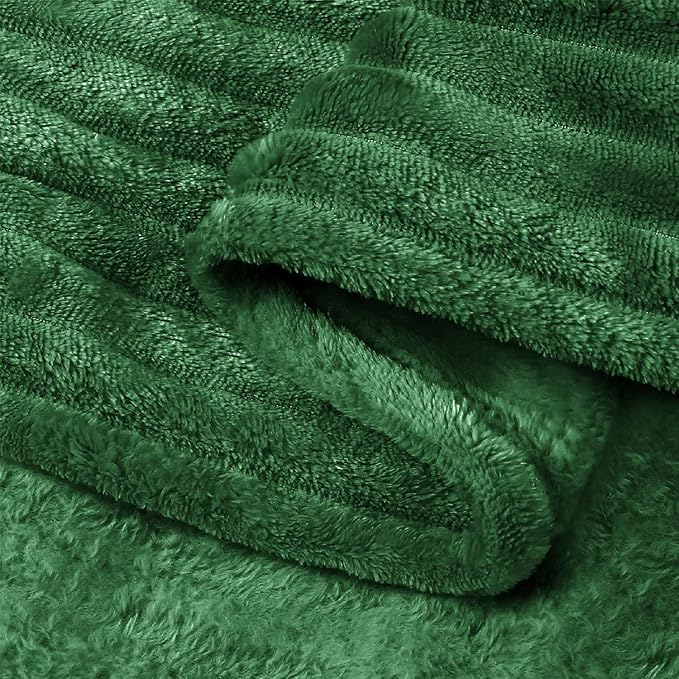 BEDELITE Fleece Blanket Queen Size – 3D Ribbed Jacquard Soft and Warm - Image 5