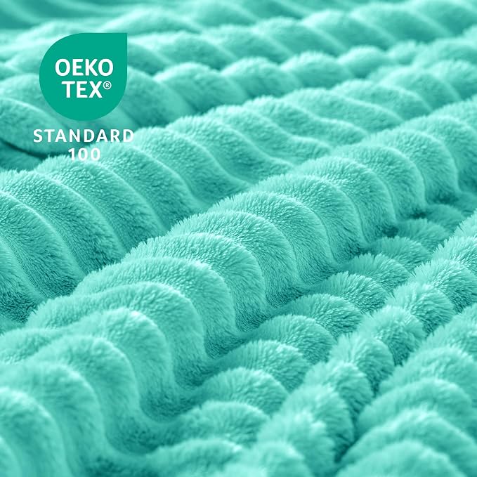 BEDELITE Fleece Throw Blanket for Couch – 3D Ribbed Jacquard Soft and Warm - Image 3