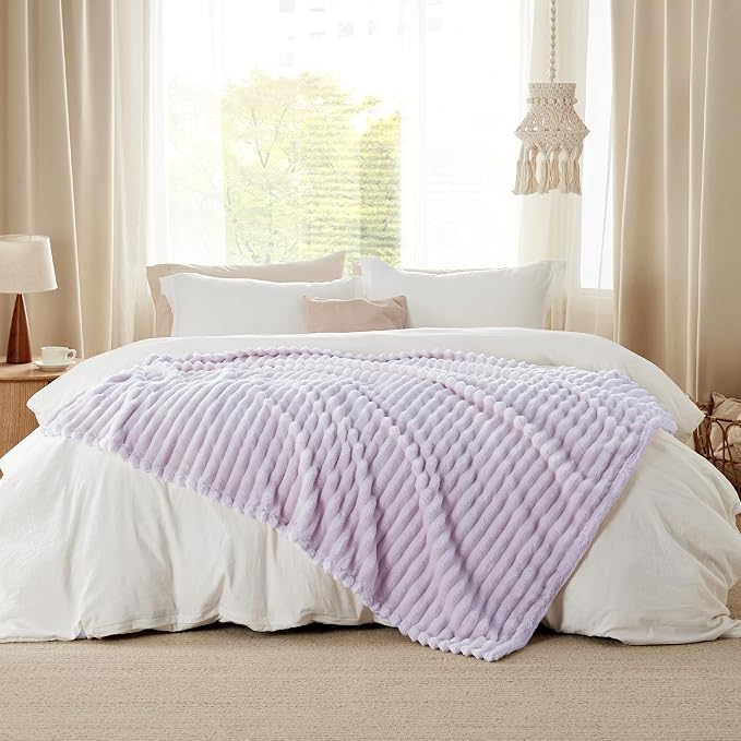 Bedsure GentleSoft Lavender Fog Throw Blanket - Image 9