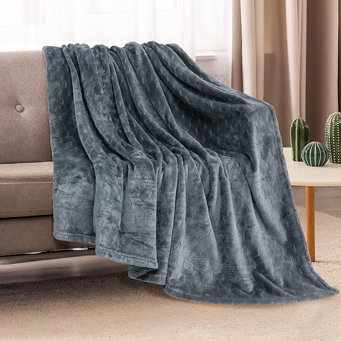 TOONOW Fleece Blanket Textured Fuzzy Plush Throw Blanket Super Soft Fluffy Bed - Image 2