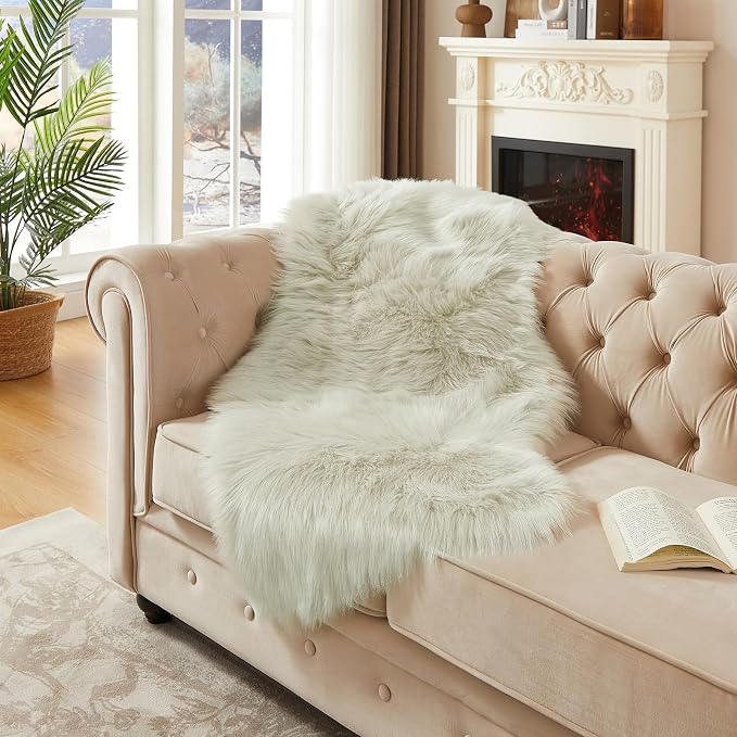 AMTOVO Faux Fur Rug, Light Grey Area Rug, Fluffy Sheepskin Rug, Fuzzy Ultra - Image 3