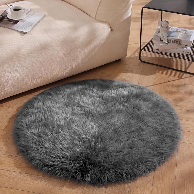 Ashler Faux Fur Rug - Image 3
