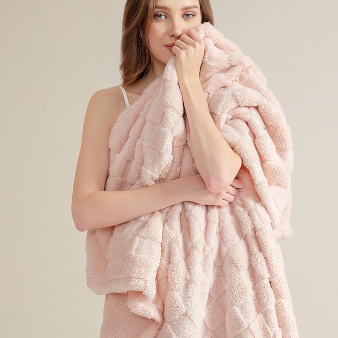 Bedsure GentleSoft Blankets Queen Size by BEDSURE