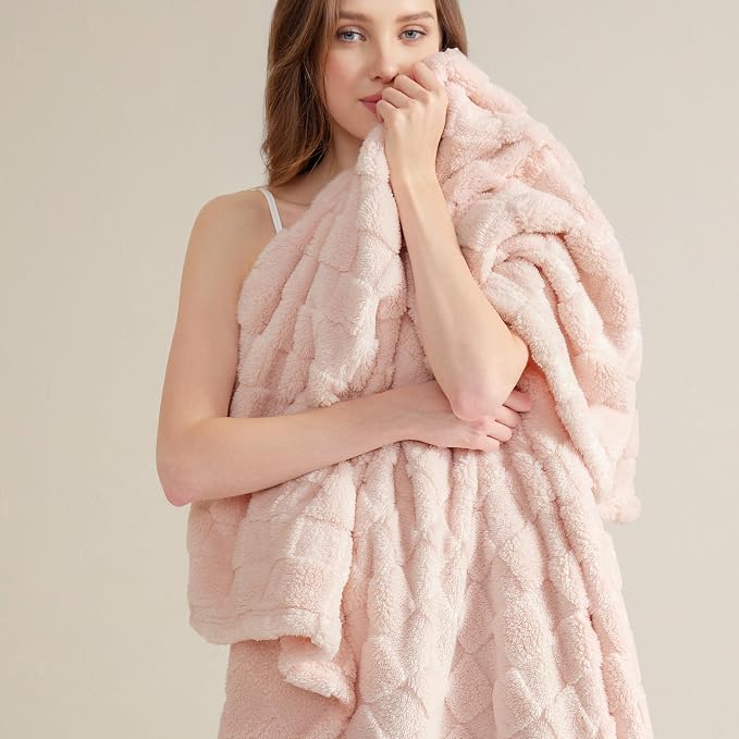 Bedsure GentleSoft King Size Blanket by BEDSURE