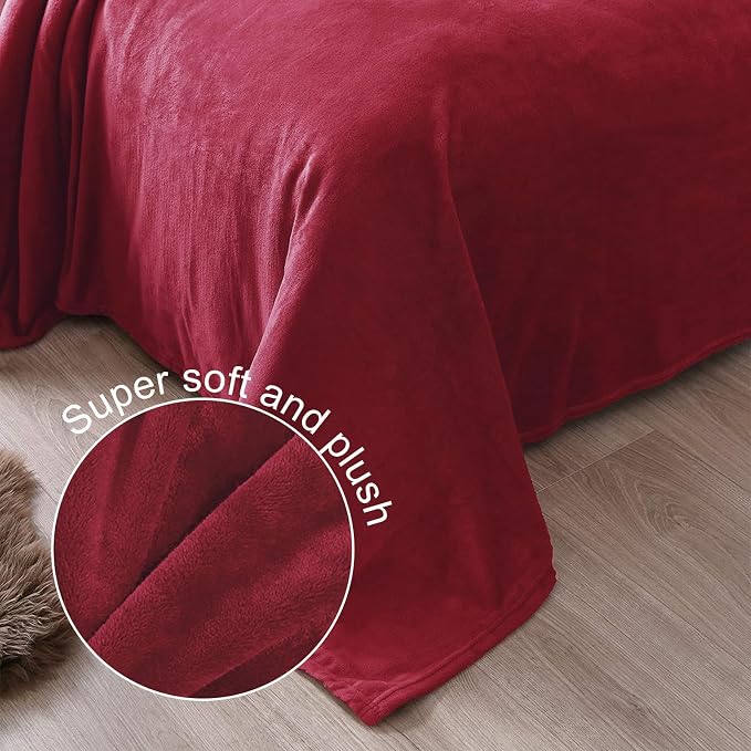 Exclusivo Mezcla Fleece Deep Red Throw Blanket - Image 5