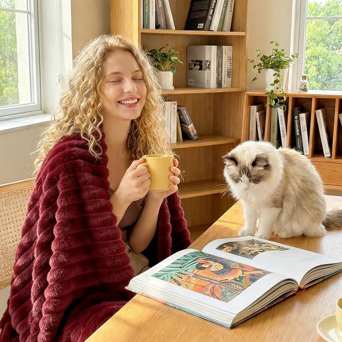 HIMEET Deep Red Ribbed Twin Blanket - Image 5