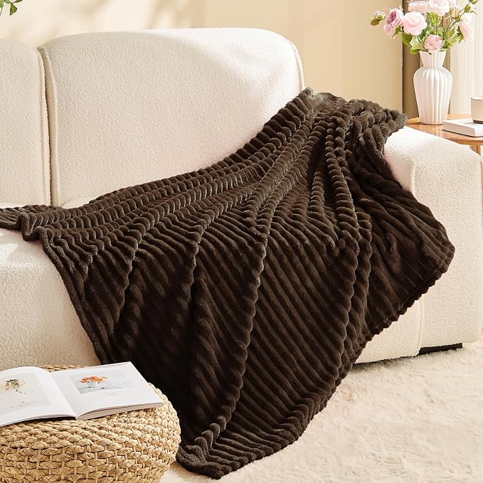 BEDELITE Fleece Throw Blanket for Couch – 3D Ribbed Jacquard Soft and Warm - Image 8