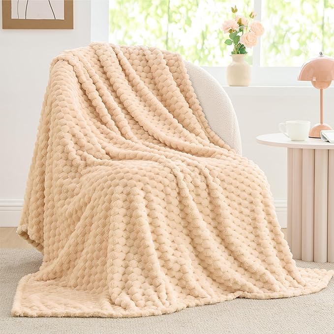 BEDELITE Fleece Throw Blanket for Couch & Bed - Image 2