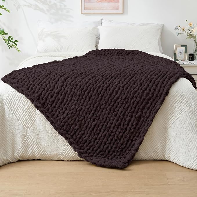 Bigacogo Chunky Knit Throw Blanket by Bigacogo